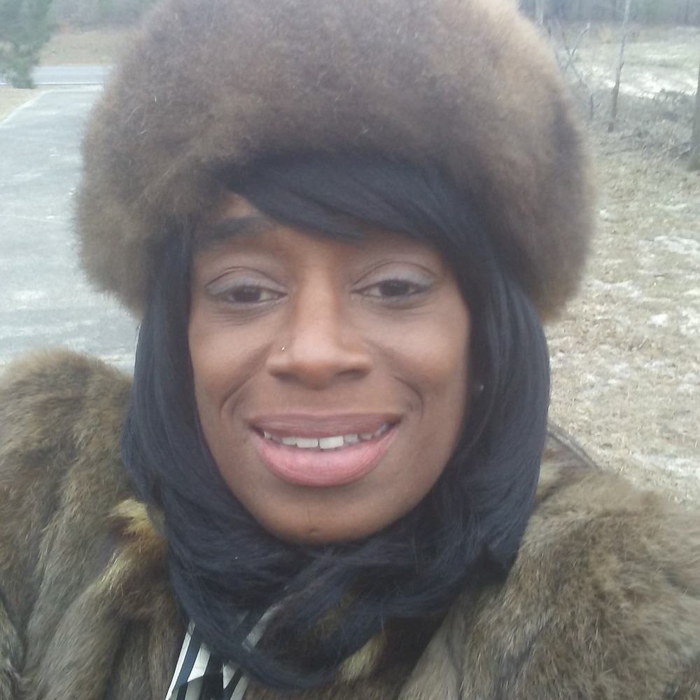 Meet your Posher, Paula